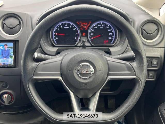Nissan NOTE 2019-04 250315-3