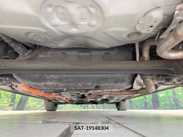 Toyota AQUA 2019-02 383898-19