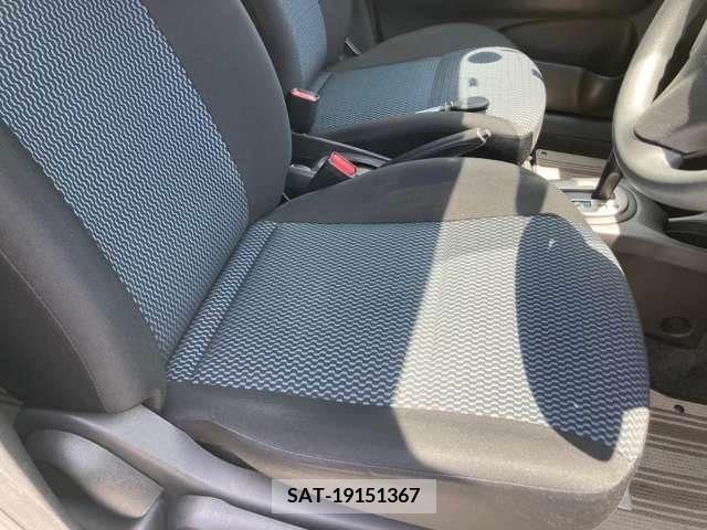 Nissan NOTE 2015-08 384878-15