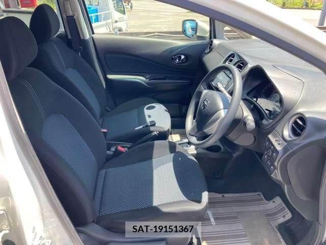 Nissan NOTE 2015-08 384878-14
