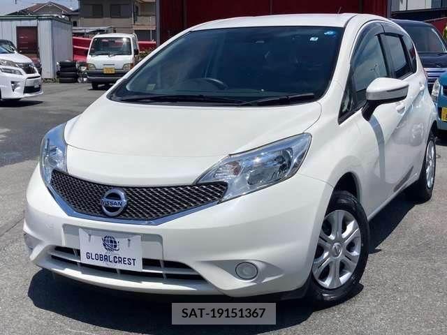 Nissan NOTE 2015-08 384878-1