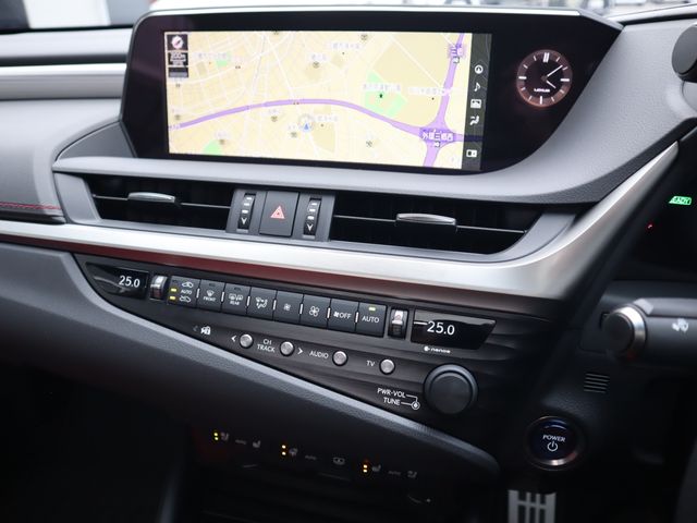 Lexus ES 2019-08 1275-13