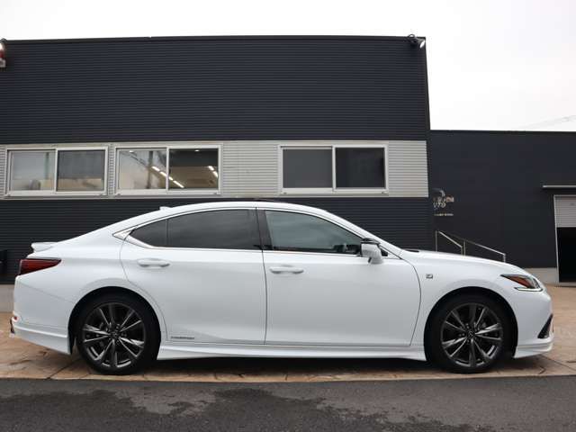 Lexus ES 2019-08 1275-3