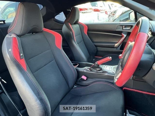 Toyota 86 2013-07 208579-18