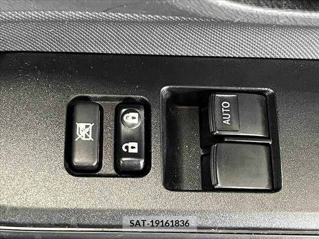 Toyota AQUA 2015-12 314044-6
