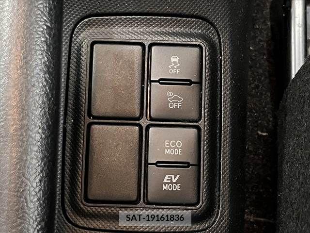 Toyota AQUA 2015-12 314044-4