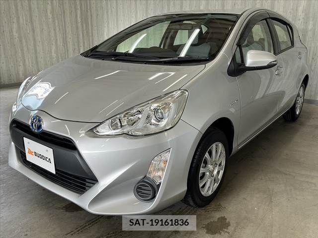 Toyota AQUA 2015-12 314044-9