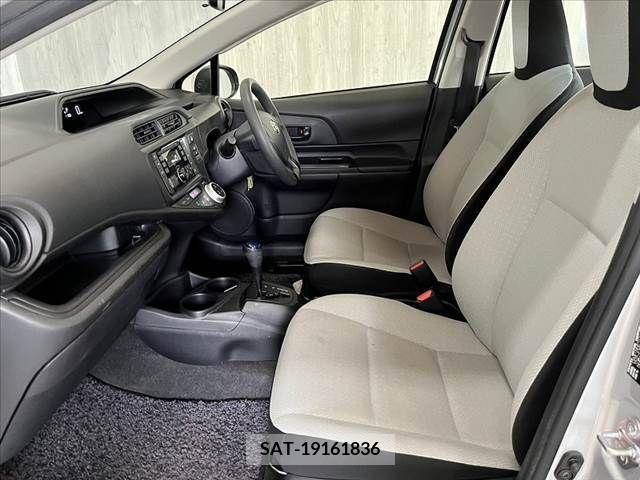 Toyota AQUA 2015-12 314044-17