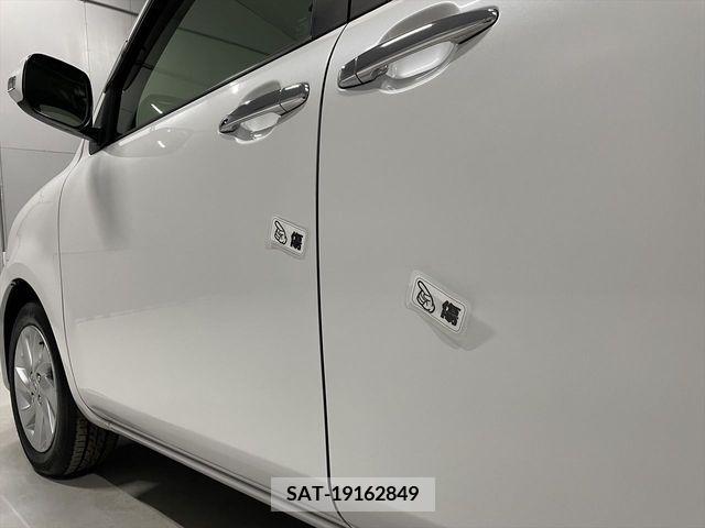 Toyota SIENTA 2013-11 374733-28