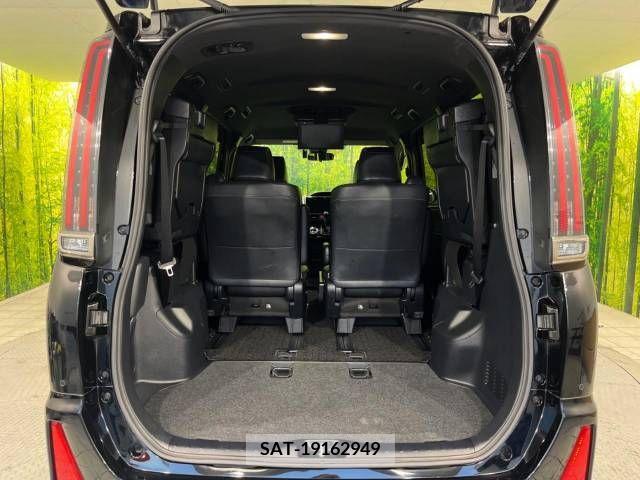 Toyota NOAH 2021-09 392827-11