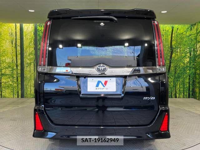 Toyota NOAH 2021-09 392827-16