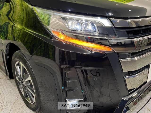 Toyota NOAH 2021-09 392827-13