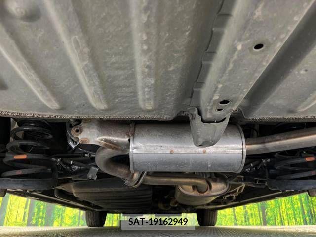 Toyota NOAH 2021-09 392827-19