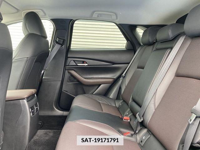Mazda CX-30 2019-11 346332-11