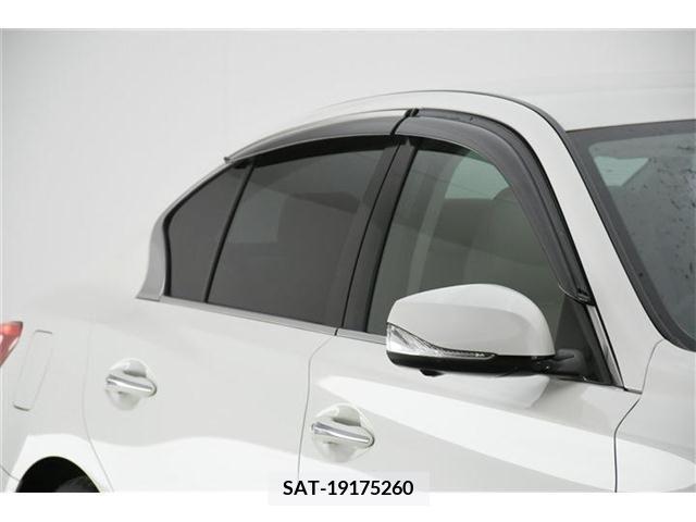 Nissan SKYLINE 2016-06 209402-3