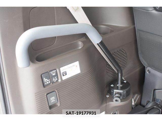 Honda N BOX 2021-04 347750-11