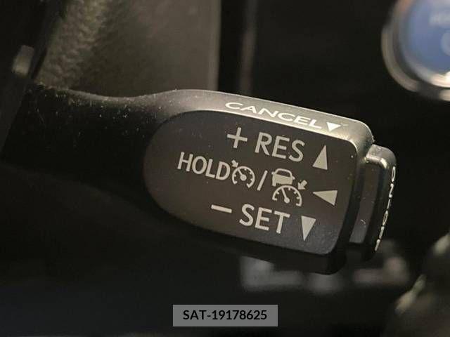 Toyota PRIUS 2019-02 322534-4