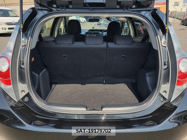 Toyota AQUA 2014-01 235661-15