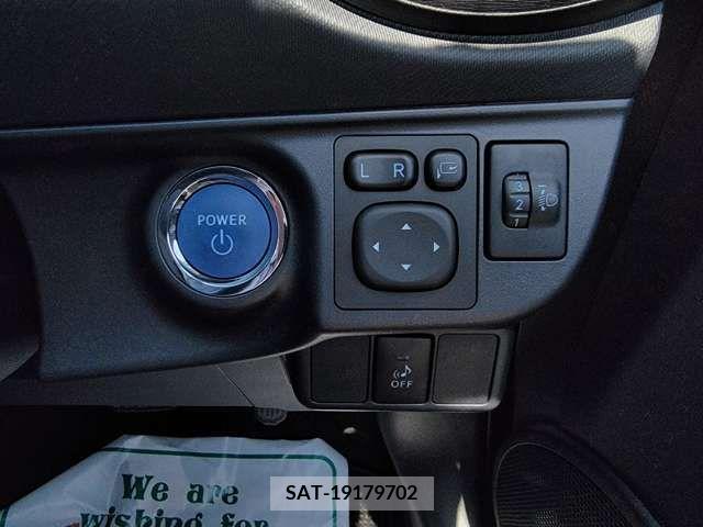Toyota AQUA 2014-01 235661-10