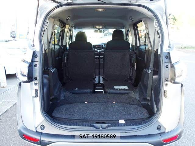 Toyota SIENTA 2017-02 213375-17