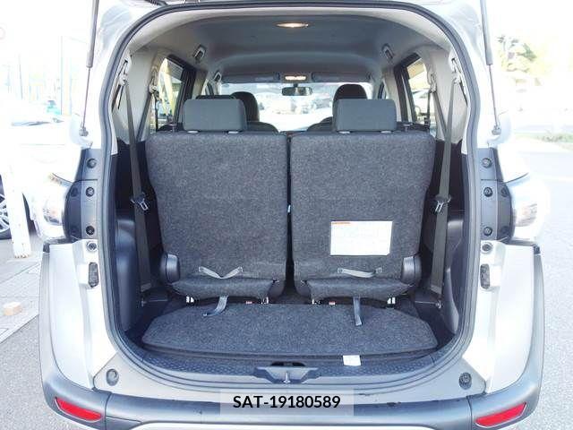 Toyota SIENTA 2017-02 213375-16