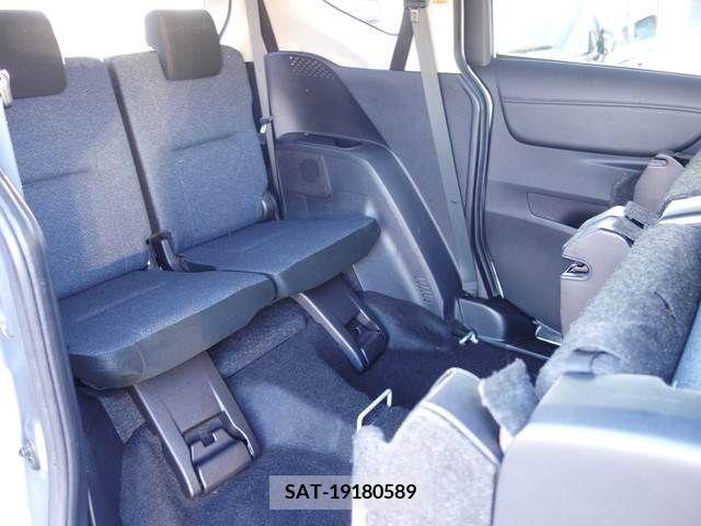 Toyota SIENTA 2017-02 213375-15