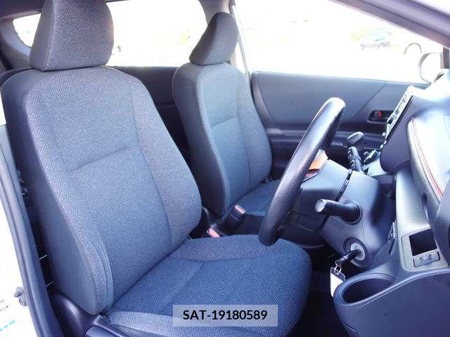 Toyota SIENTA 2017-02 213375-12