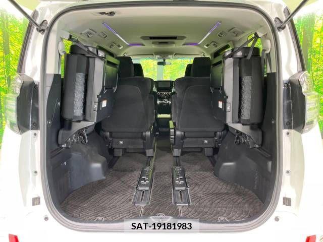 Toyota VELLFIRE 2015-11 379041-11