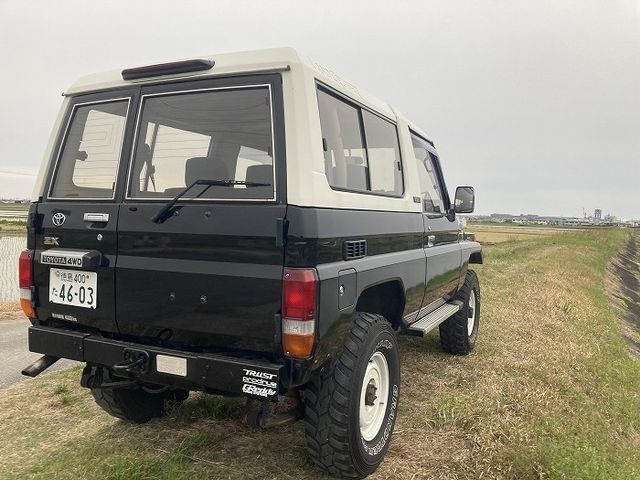 Toyota LAND CRUISER 1992-11 1549-4