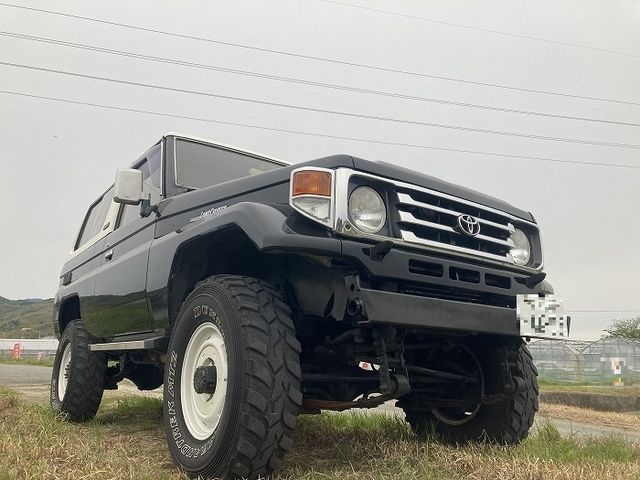 Toyota LAND CRUISER 1992-11 1549-11