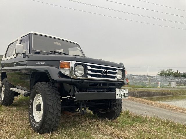 Toyota LAND CRUISER 1992-11 1549-10