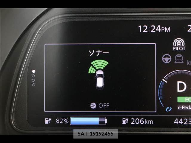 Nissan LEAF 2019-01 329609-8