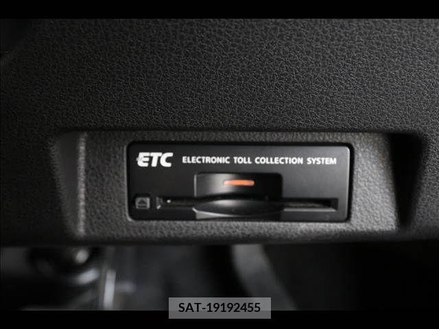 Nissan LEAF 2019-01 329609-16