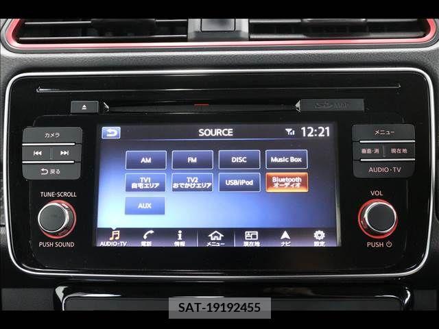 Nissan LEAF 2019-01 329609-5