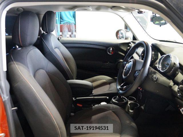 Bmw MINI 2019-02 372851-2