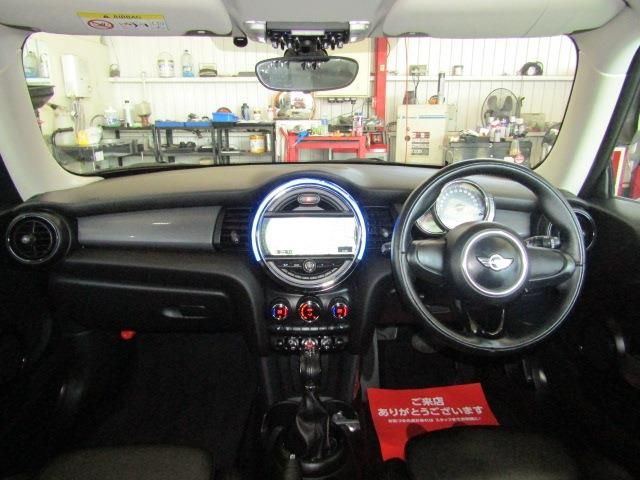 Bmw MINI 2018-04 7982-5