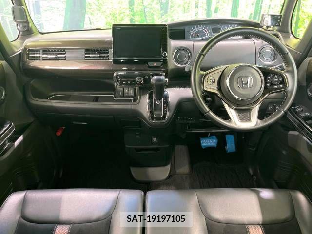Honda N BOX 2017-10 347575-1