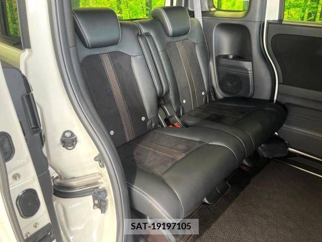Honda N BOX 2017-10 347575-9