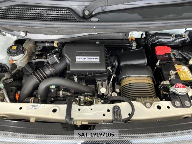 Honda N BOX 2017-10 347575-18