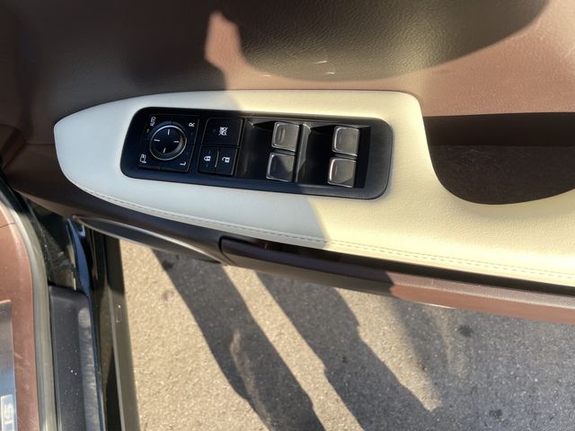 Lexus RX 2019-05 28671-20