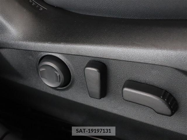 Subaru OUTBACK 2023-03 220560-11