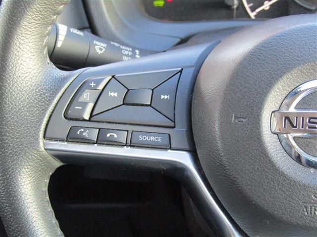 Nissan NOTE 2018-07 21647-11