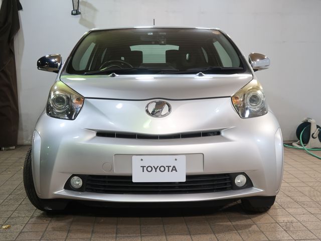 Toyota IQ 2008-11 186935-9