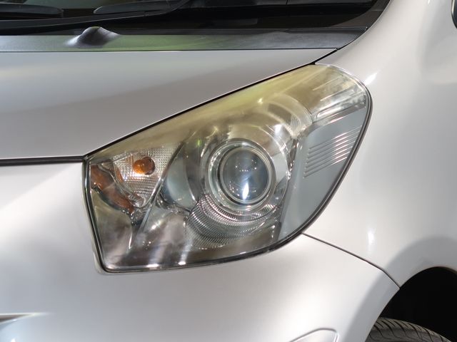 Toyota IQ 2008-11 186935-25