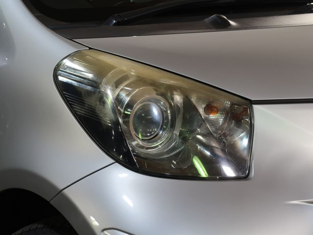 Toyota IQ 2008-11 186935-24