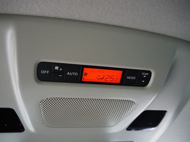 Nissan ELGRAND 2015-09 12078-24