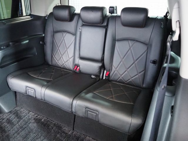 Nissan ELGRAND 2015-09 12078-10