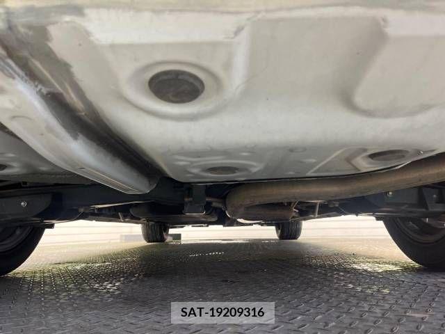 Toyota ALPHARD 2016-08 332332-18