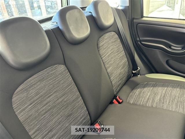 Fiat PANDA 2019-01 269676-19