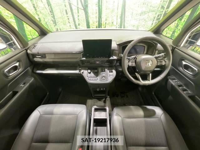 Honda STEP WGN 2023-01 368796-1